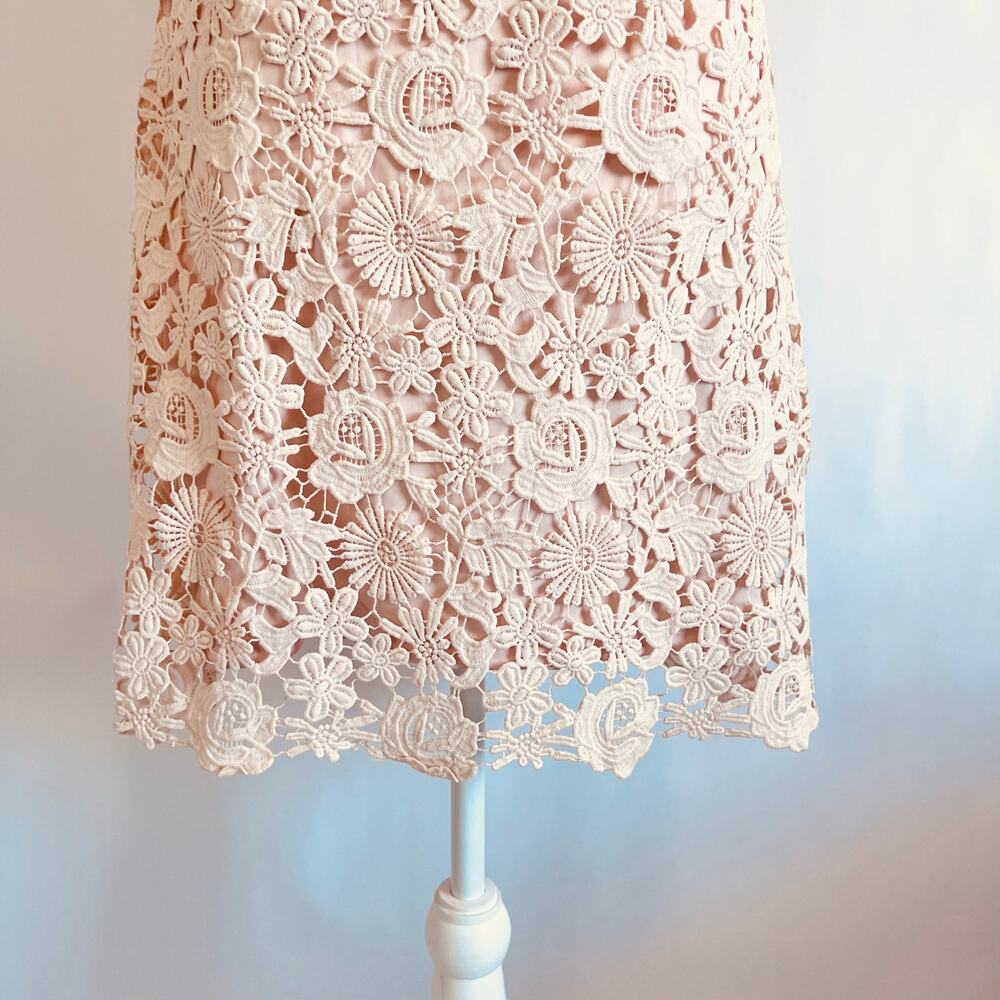 LULU'S LOVE POEM PEACH FLORAL CROCHET LINED LACE HALTER NECK SLEEVLESS DRESS - Picture 5 of 12
